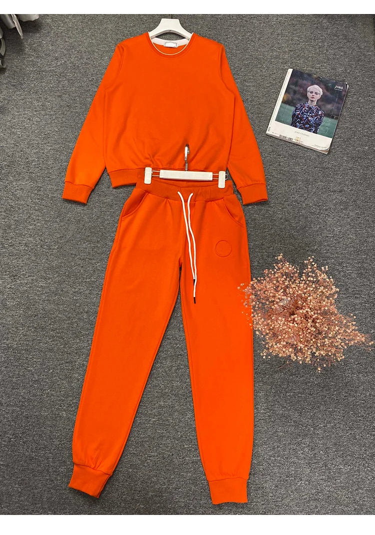 Sports style retro color pullover hoodie two-piece set 2024 autumn women's new + elastic waist nine-point pants fashion suit