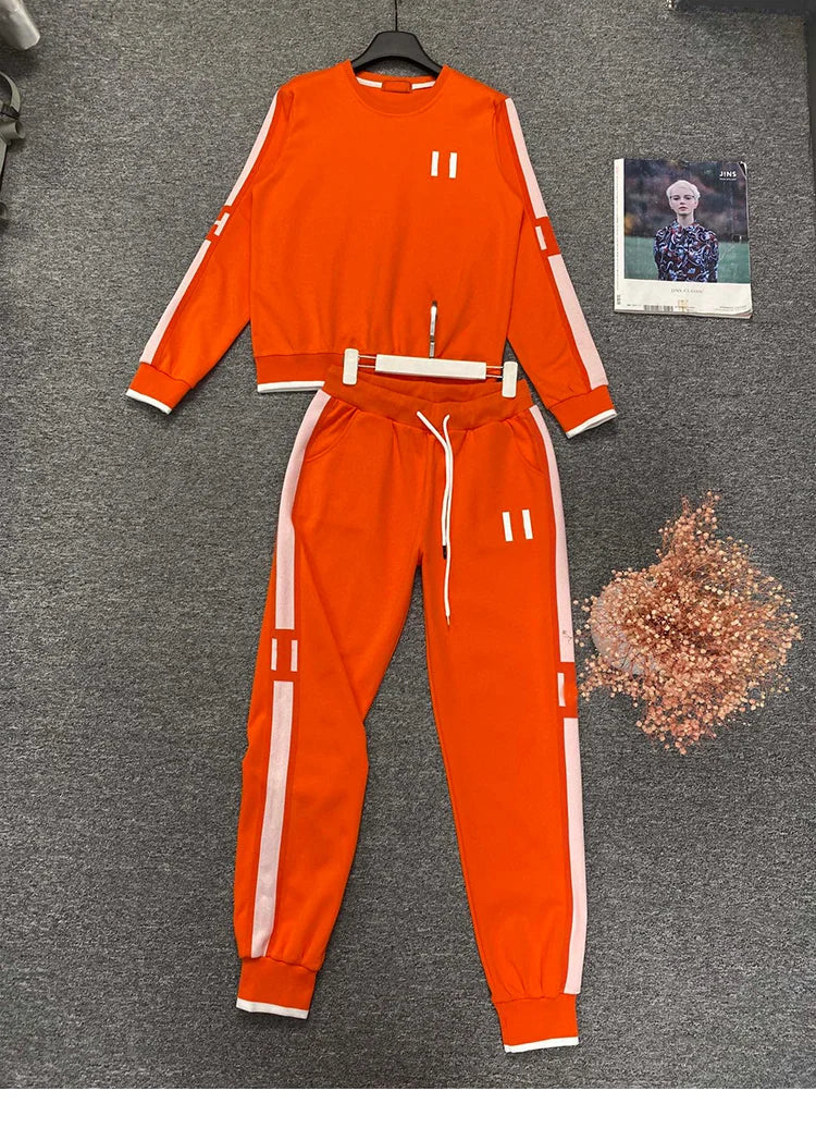 Sports style retro color pullover hoodie two-piece set 2024 autumn women's new + elastic waist nine-point pants fashion suit