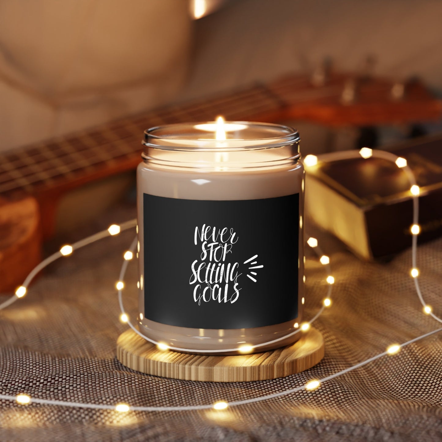 Never Stop Setting Goals, Create an uplifting atmosphere: Motivational Quote Scented Candle - ideal for housewarming gifts, Glass Jar Candle