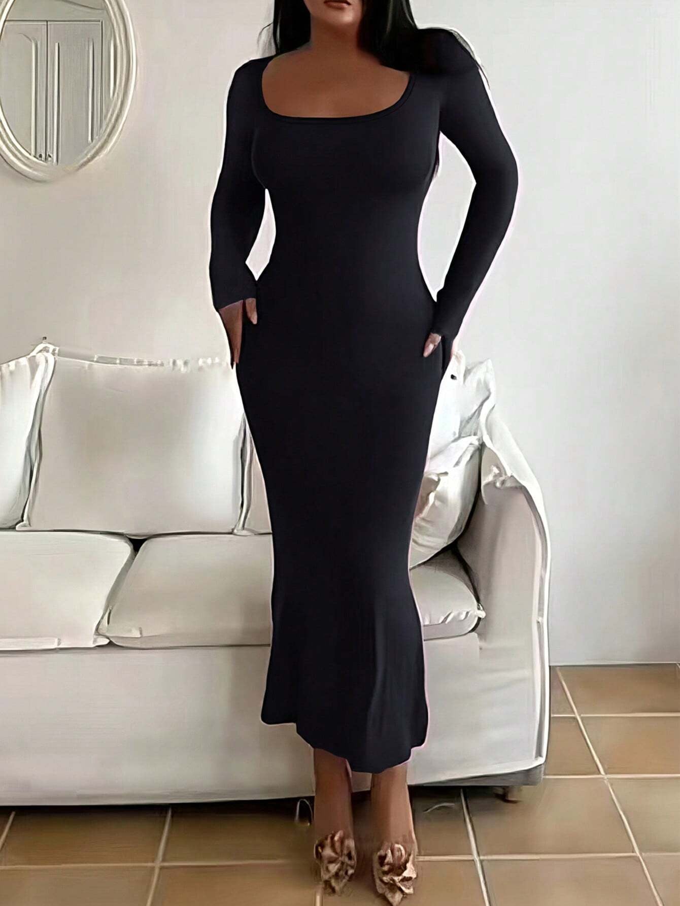 SHEIN Ezwear Solid Scoop Neck Bodycon Dress