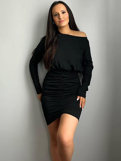 Women'S Solid Color Elegant Ruched Dress Long Sleeve Crew Neck Stretchy Irregular Hem Sexy Bodycon Dress (Black, X-Large)